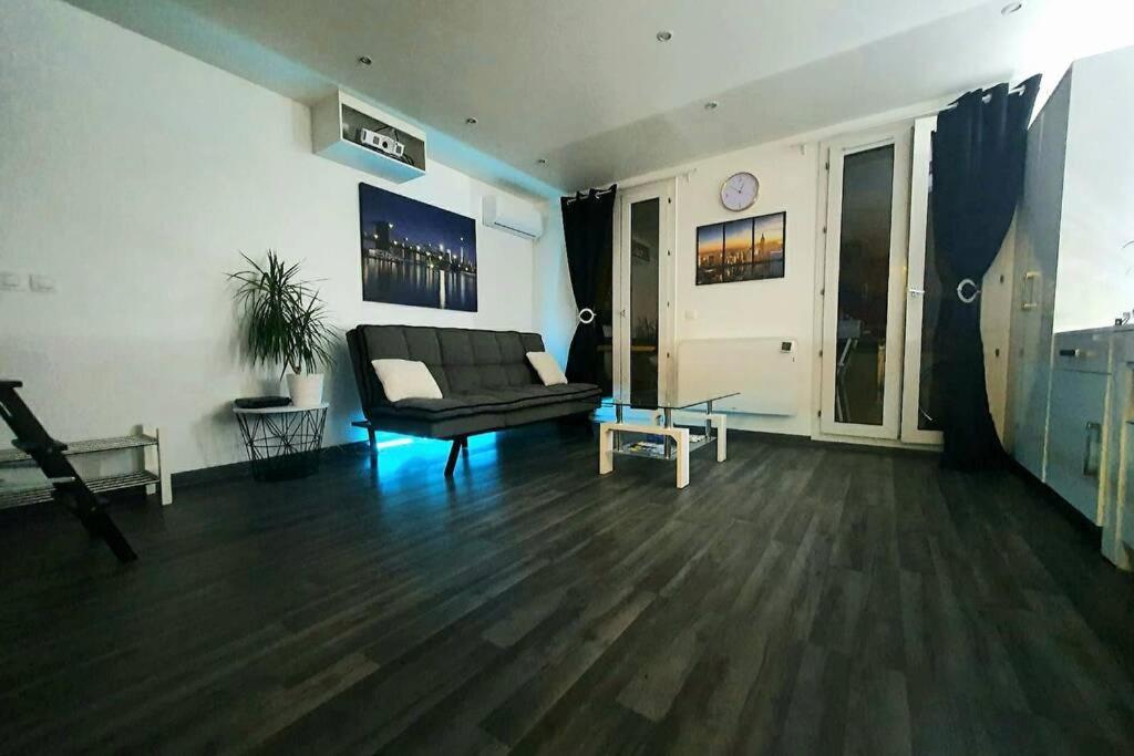 Superbe Studio De 30M2 Proche De Paris Poissy Exteriér fotografie